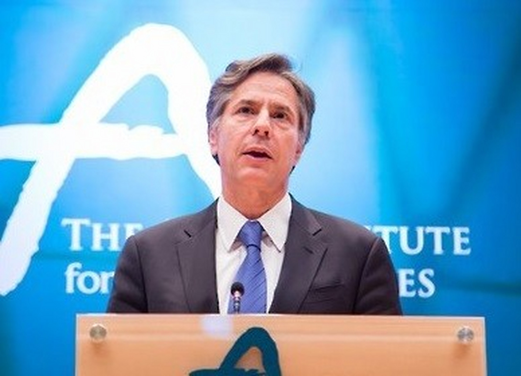 布林肯简历 安东尼·布林肯(antony blinken,1962年4月16日-),出生于