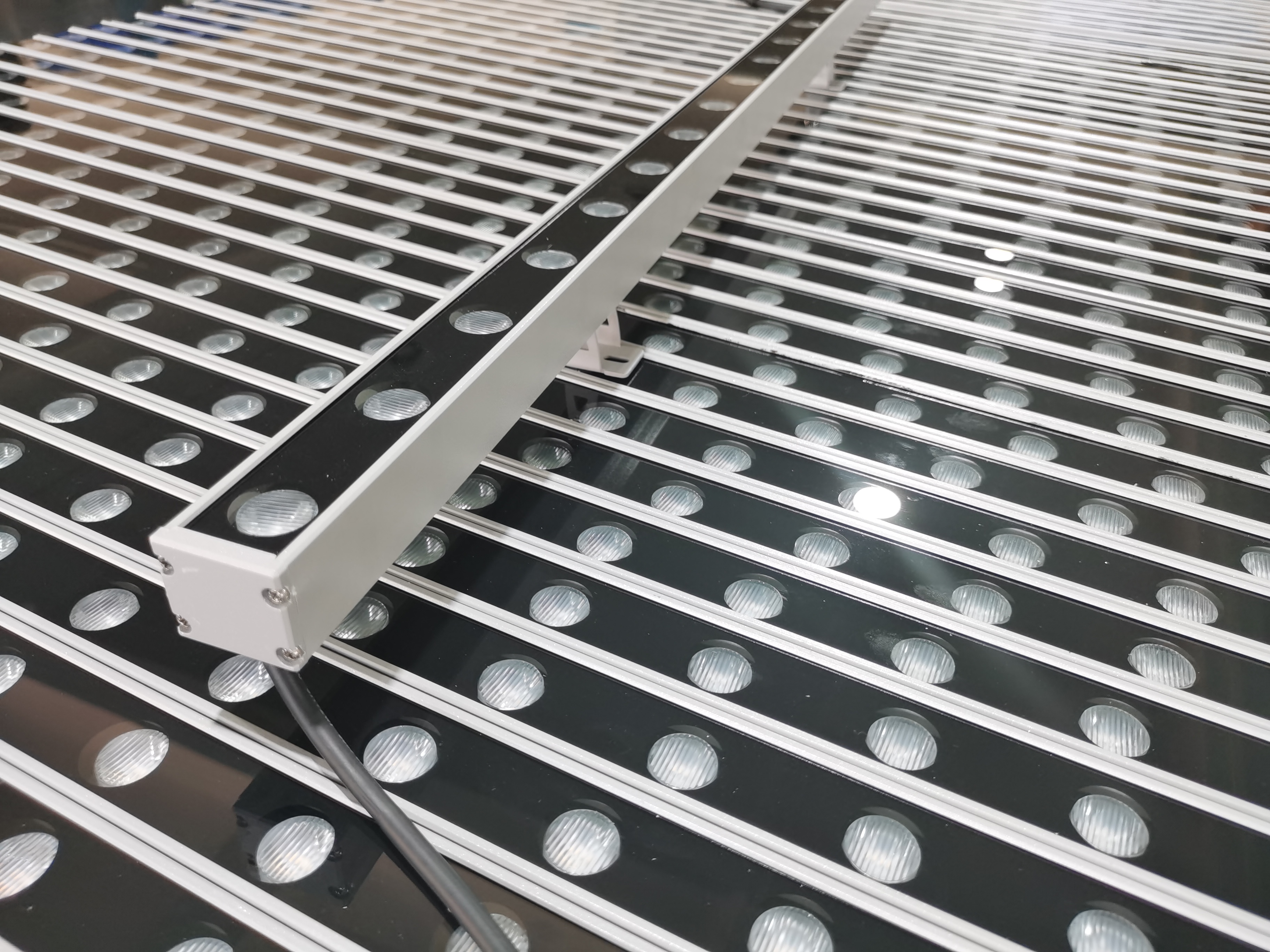 18w无缝对接款led洗墙灯生产中 中山led洗墙灯厂家 广东led洗墙灯厂家