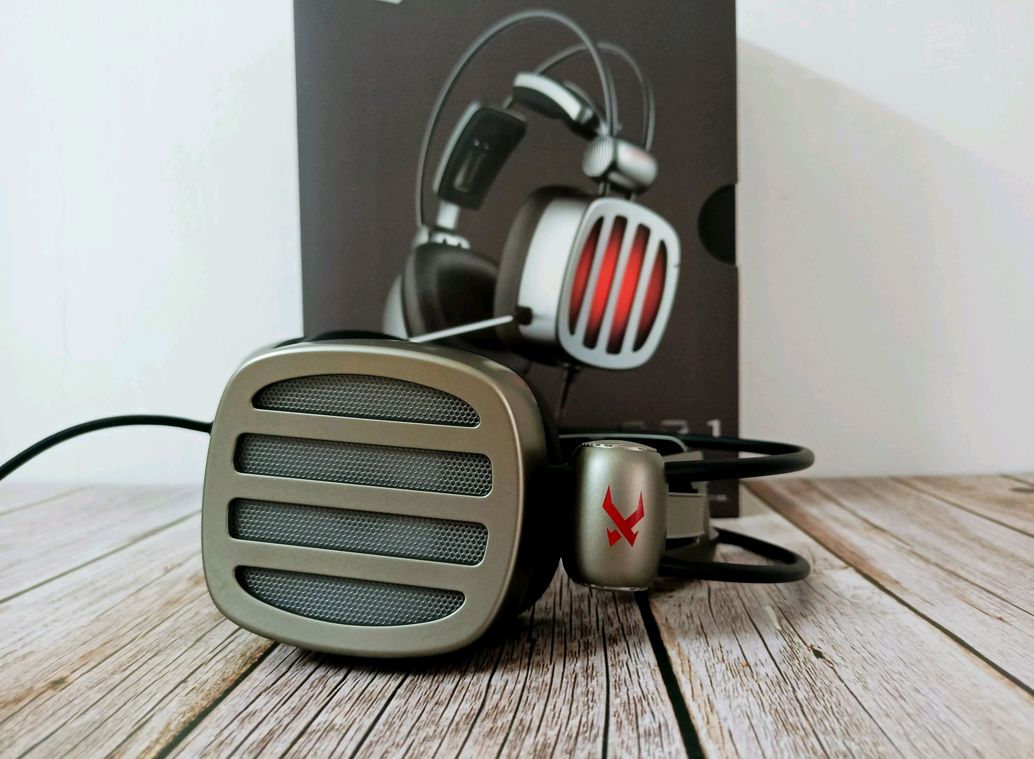 听声辨位,吃鸡首选,西伯利亚s21电竞耳机体验