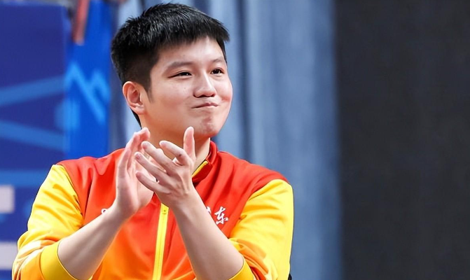 曝樊振东和袁心玥合照被晒,直冲热搜?袁心玥发文间接做出回应