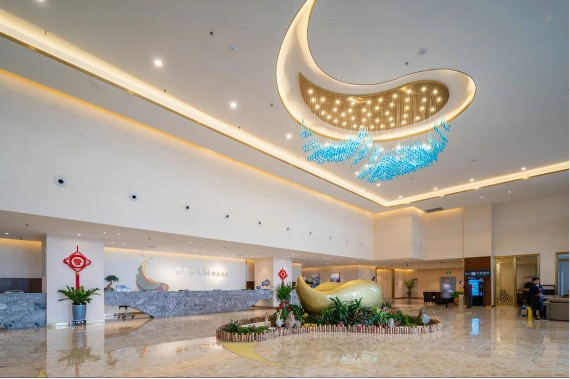 爱在山水间海景酒店坐落于美丽的平潭岛,坐拥高品质的坛南湾白金海滩