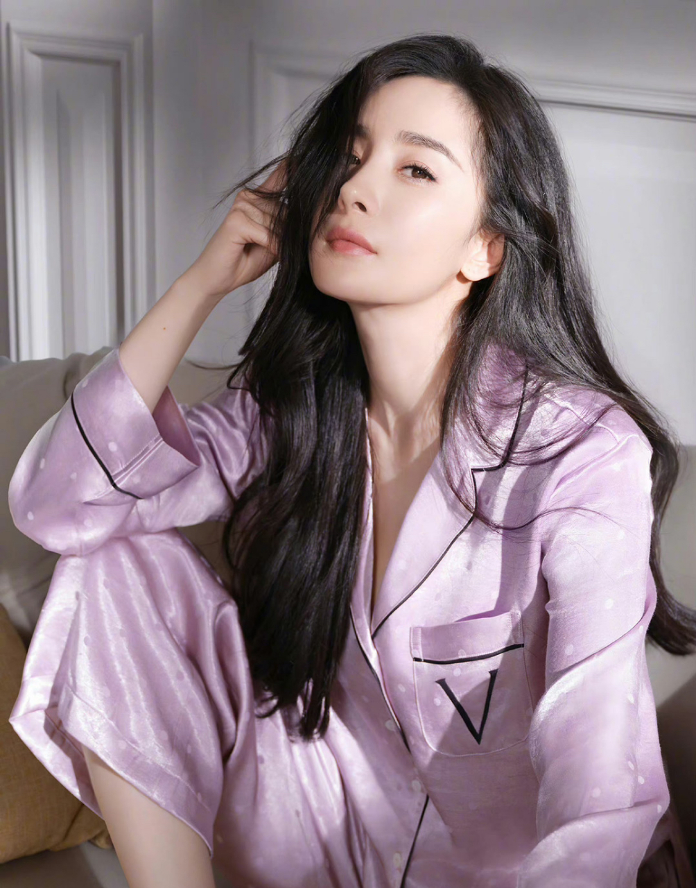 杨幂内衣代言写真大片,太顶了[亲吻]#杨幂# #内衣模特走秀