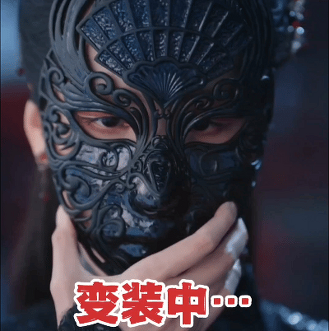 这是长月烬明中的重要人物,猜猜是谁?