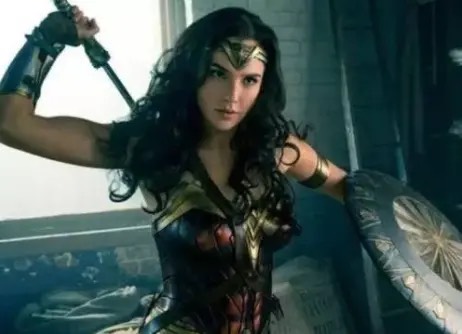 尾灯版《正义联盟》和扎导版《正义联盟》的区别