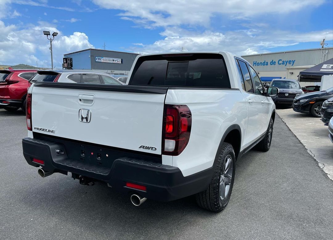 本田crv"皮卡"亮相,立体化格栅 2.4引擎,预售16万,威猛又霸气