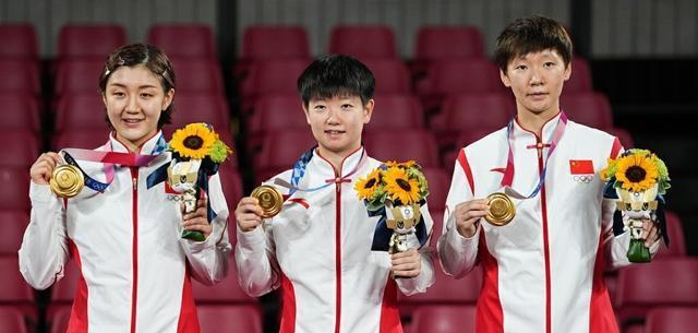 陈梦豪取两金为什么还是遮不住孙颖莎的光芒呢?孙颖莎有多好?