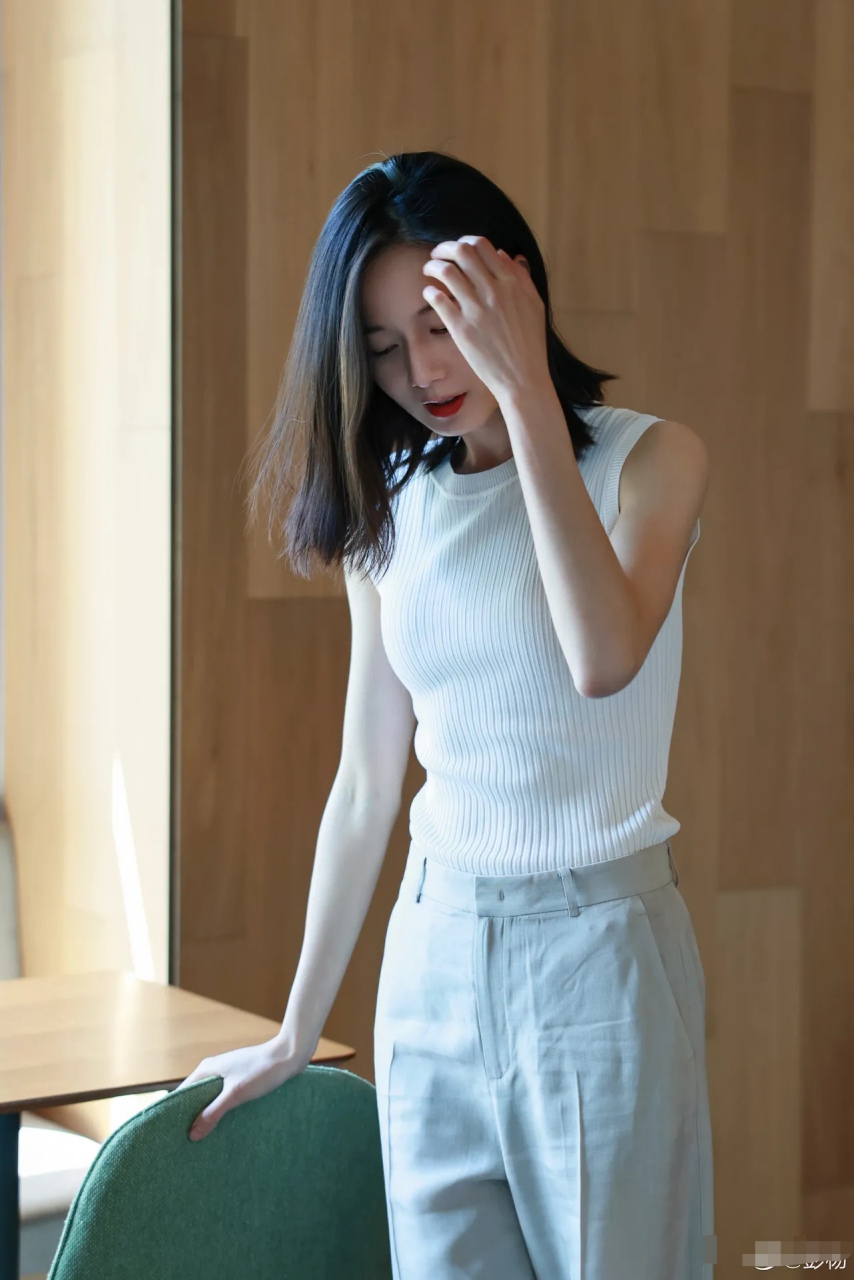 邻家小姐姐,干净淡雅