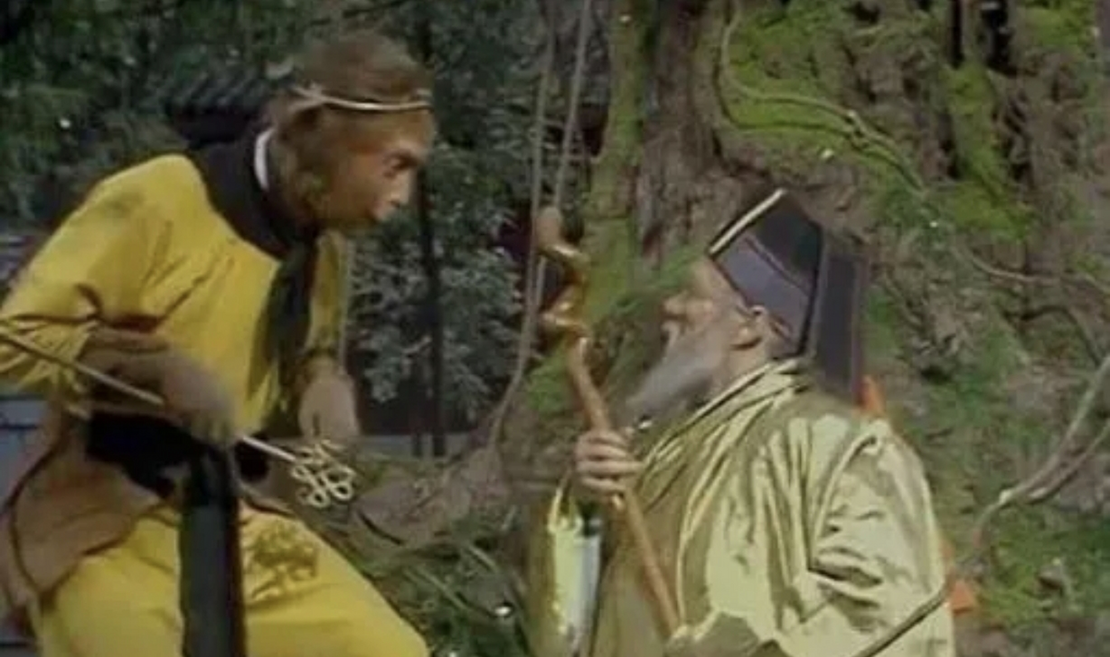 "窝囊"的土地公,在《西游记》一书中,"土地公"是绝对的搞笑担当.