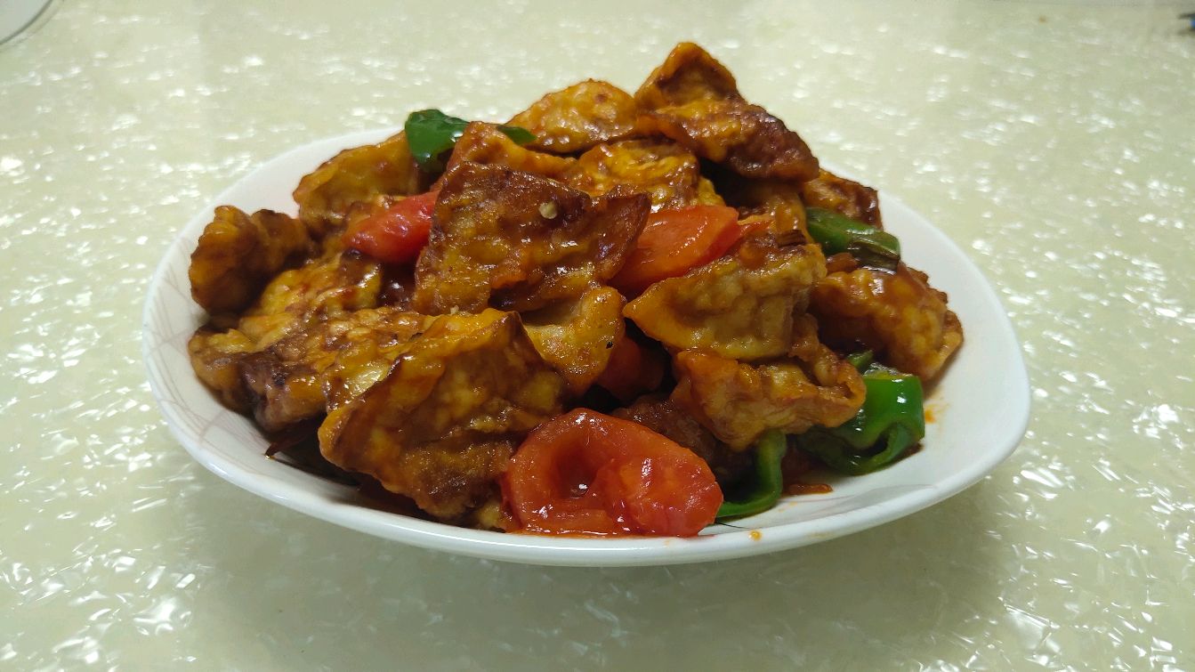 茄子加鸡蛋香过红烧肉,在家就能做,干净又实惠比饭店还好吃