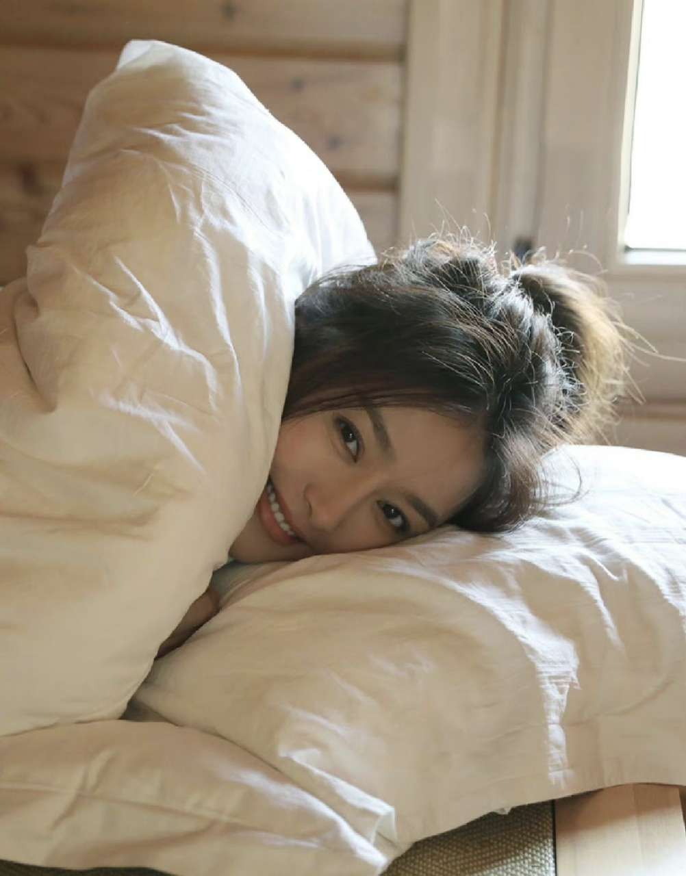 怎么办,穿个睡衣都这么美