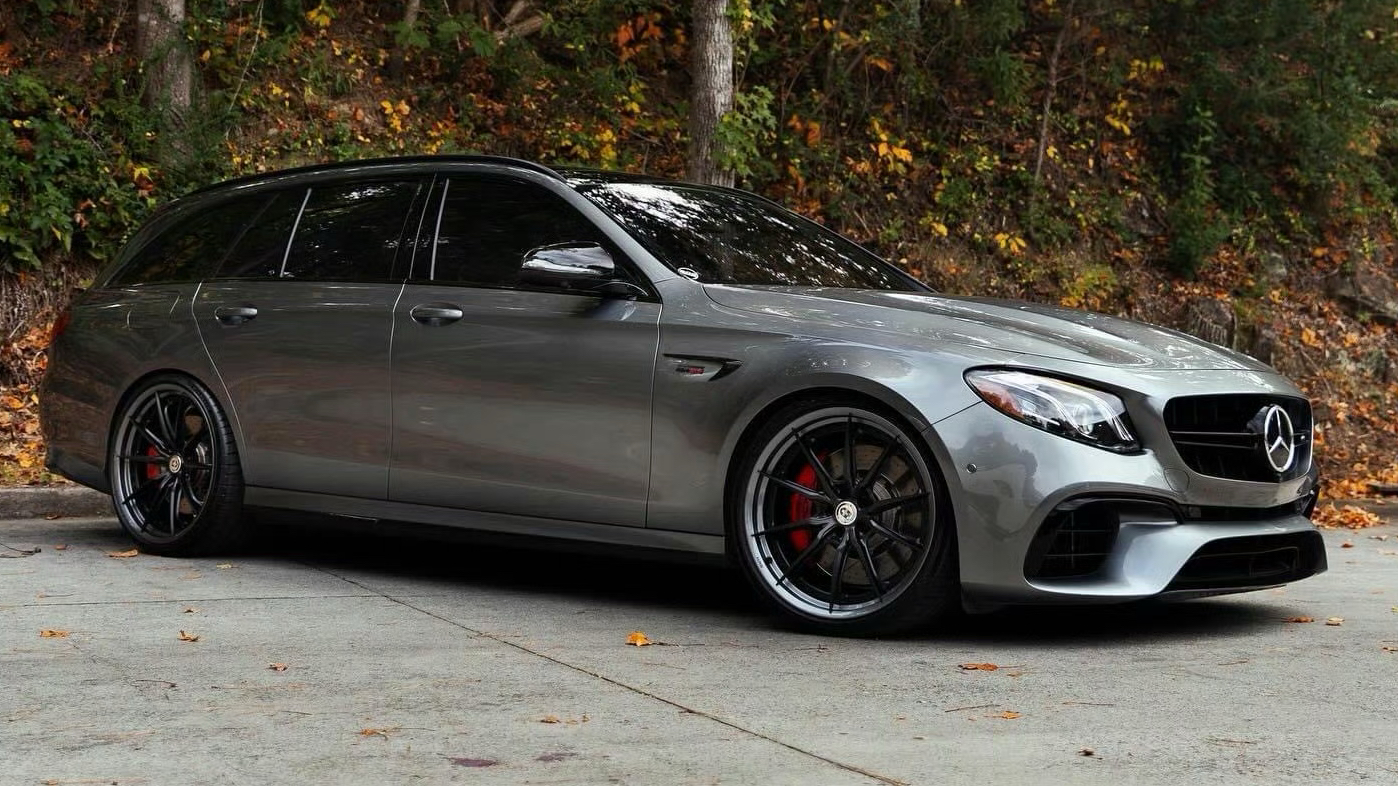 最好看的一代奔驰amg e63s旅行版,一公升燃油可跑10.989公里