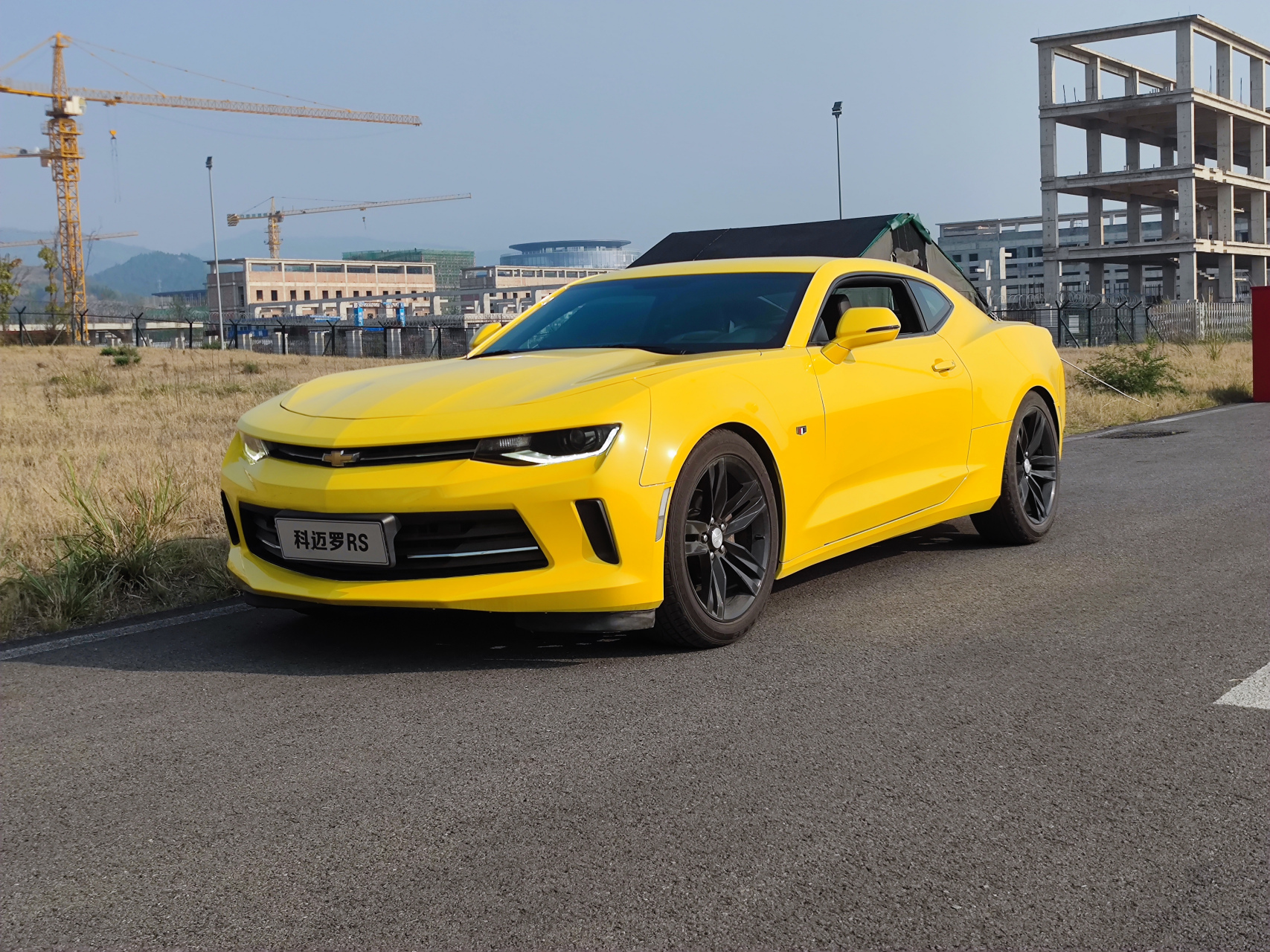 一部电影变形金刚,大黄蜂雪佛兰科迈罗成了多少男生心中的dream car.