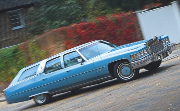 凯迪拉克卡斯蒂利亚庄园旅行车 8.2l v8 5.9m 全尺寸前传