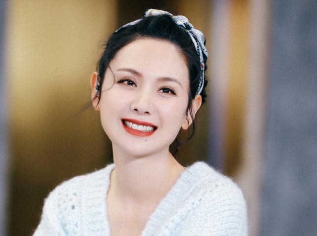 程莉莎去蹭百花奖红毯?时隔一周,承认自己没有被邀请