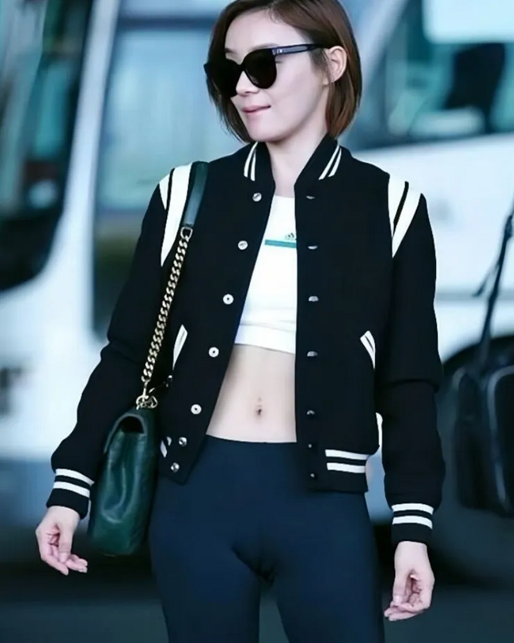 整个内娱中唯有袁姗姗瑜伽穿搭是最给力的