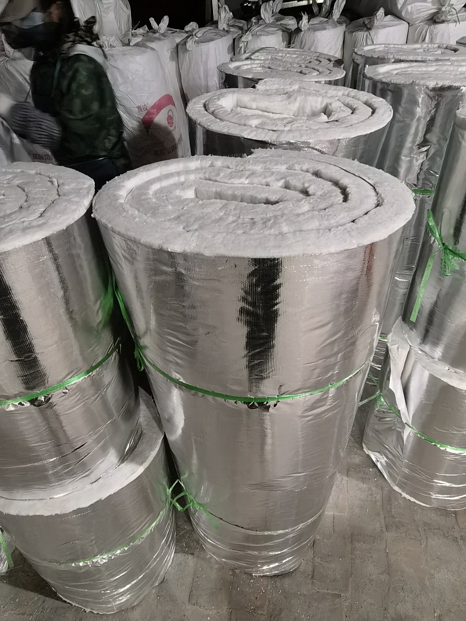 单面覆铝箔硅酸铝针刺毯