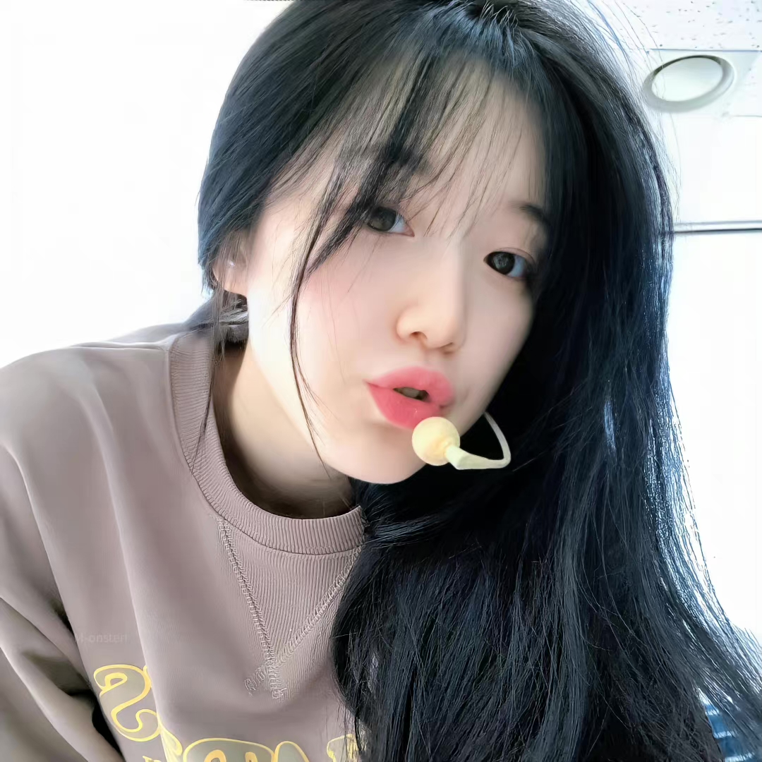 热议!(g)i-dle叶舒华晒照:看小说看哭了,素颜也太真实了!