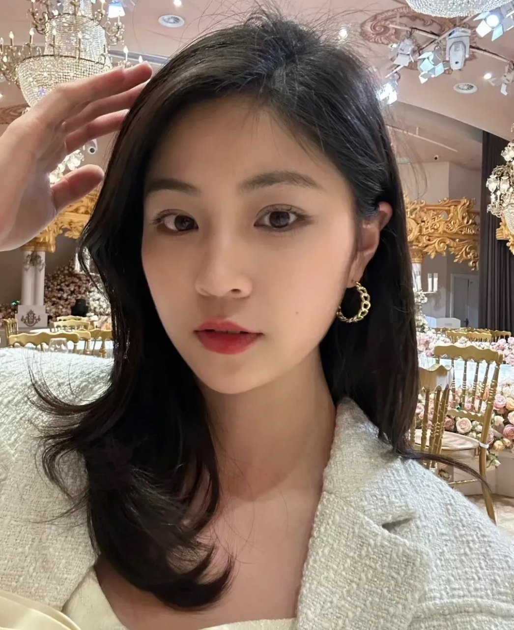 相亲连照片都不敢发的男生是多不自信?