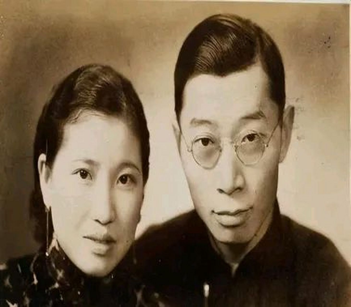 1939年,傅雷爱上了成家榴,离了她就无心工作.