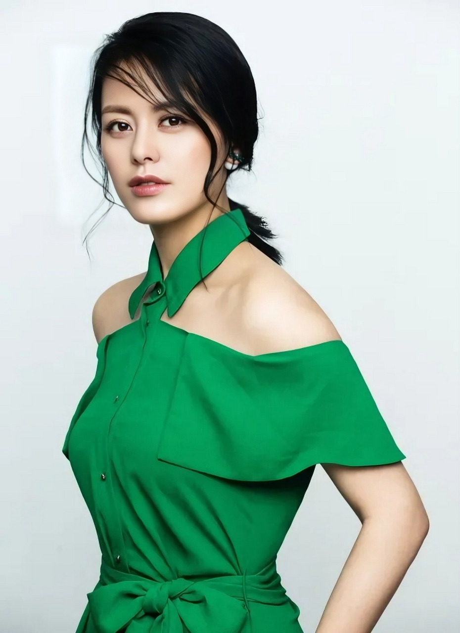 王力可的欧式大双眼皮漂亮得令人惊叹.