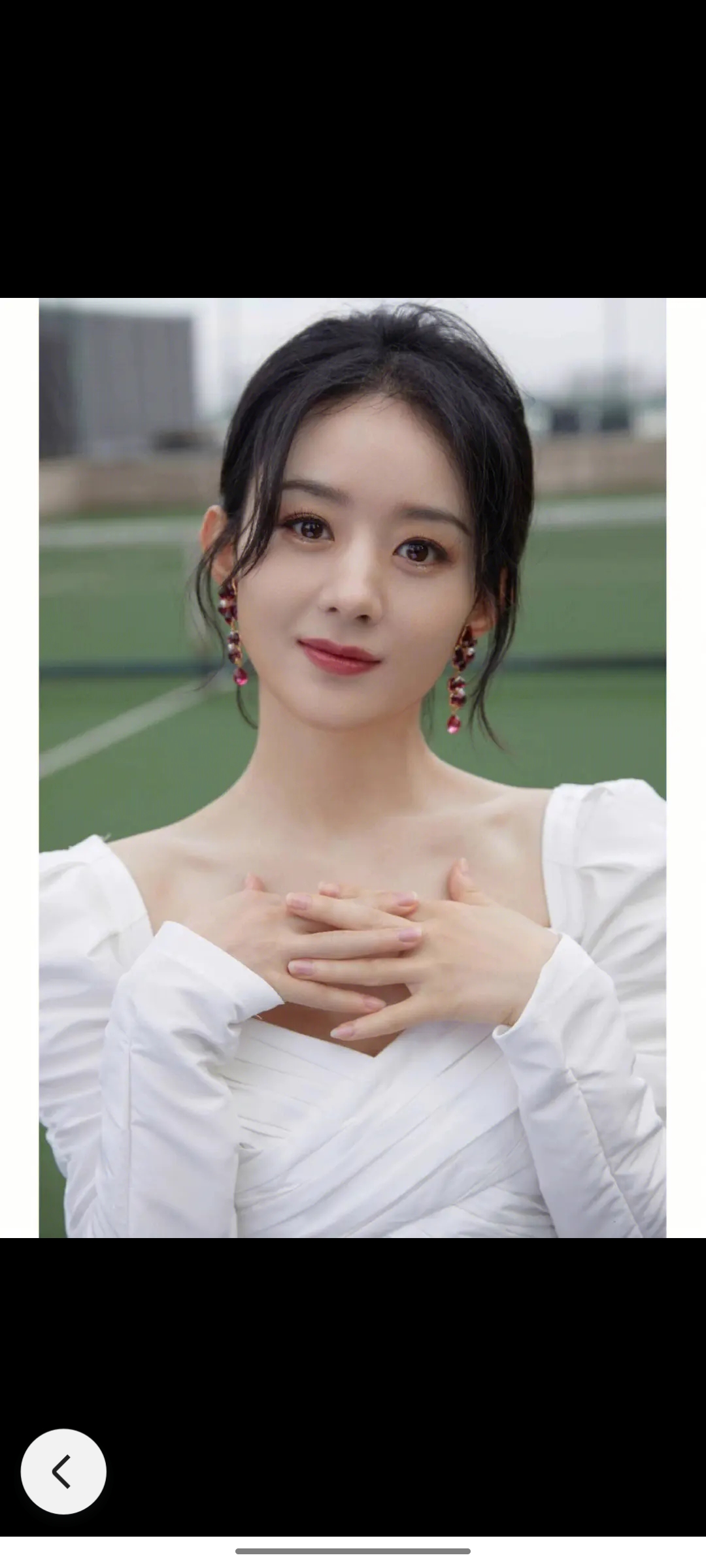 赵丽颖和杨幂,你更喜欢谁?