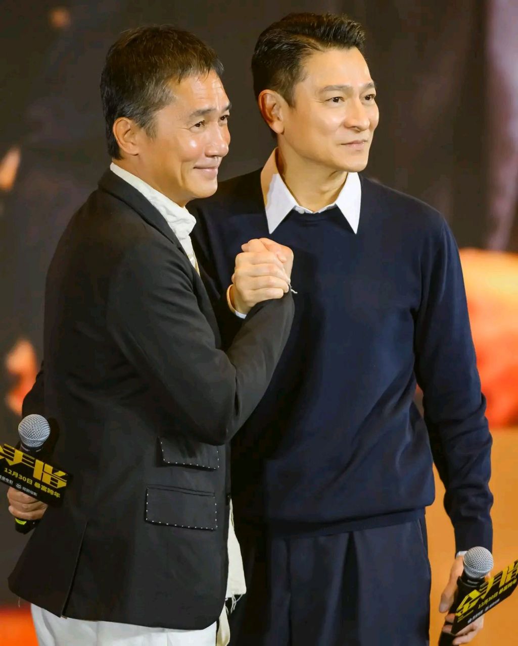 但是,他们同样是六十多岁的老头儿,为什么刘德华的状态比梁朝伟好