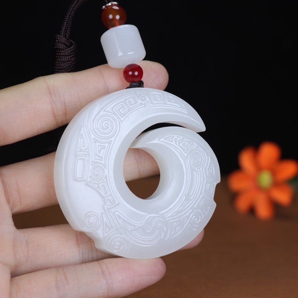 玉器文化:好看的精品小吊坠玉佩