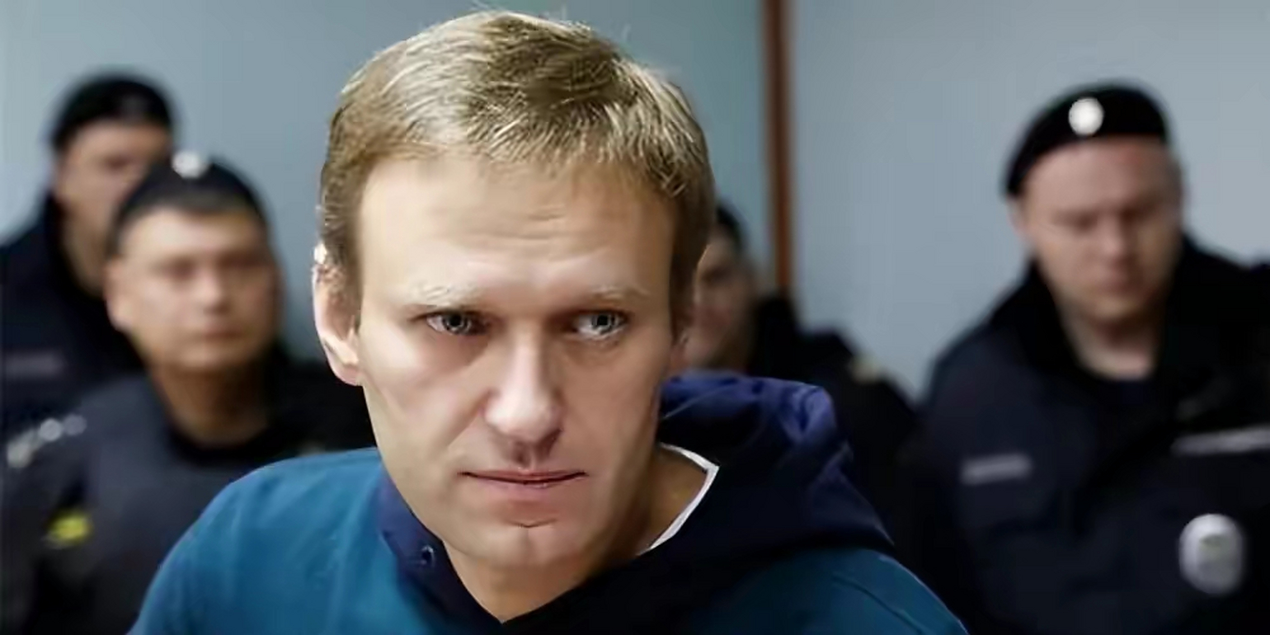 纳瓦尔尼提出:俄罗斯应该投降,从而结束战争.