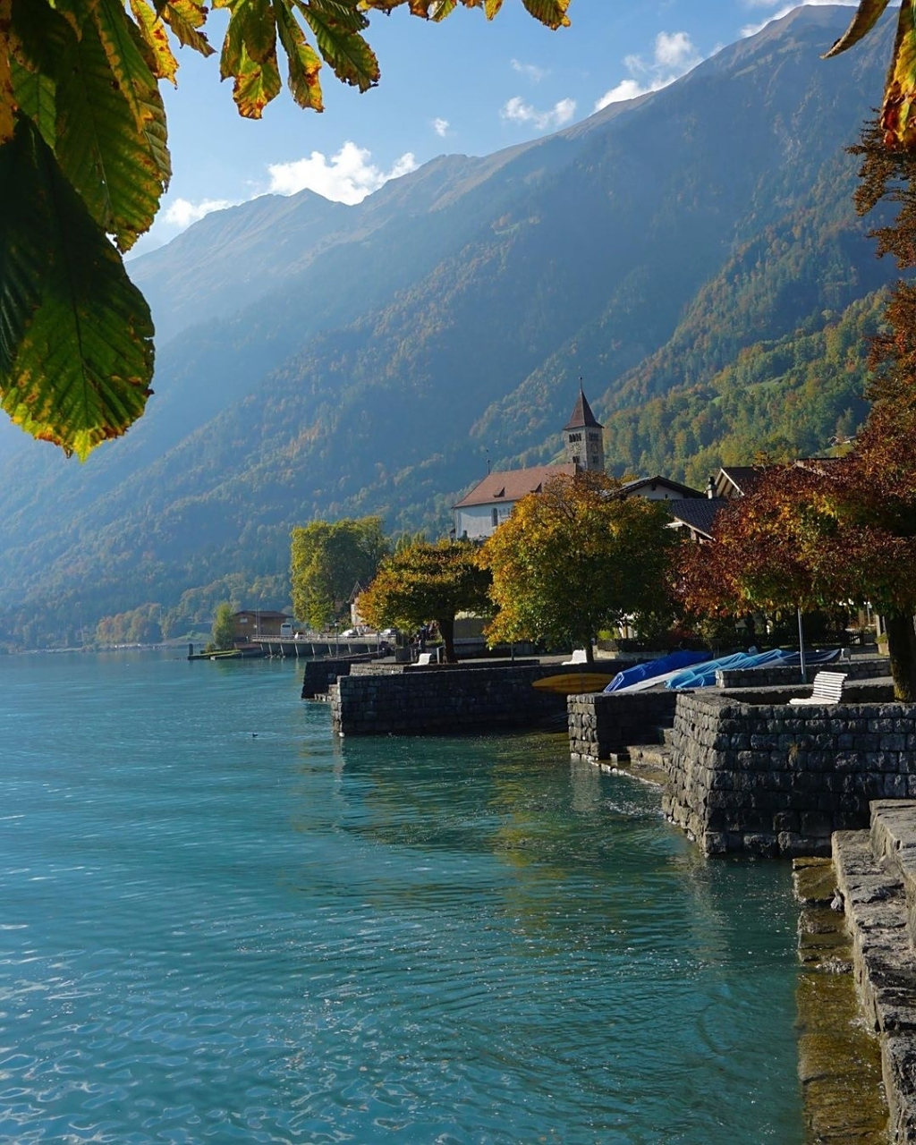 海外文旅# 瑞士伯尔尼州小镇的秋天94 . 676767