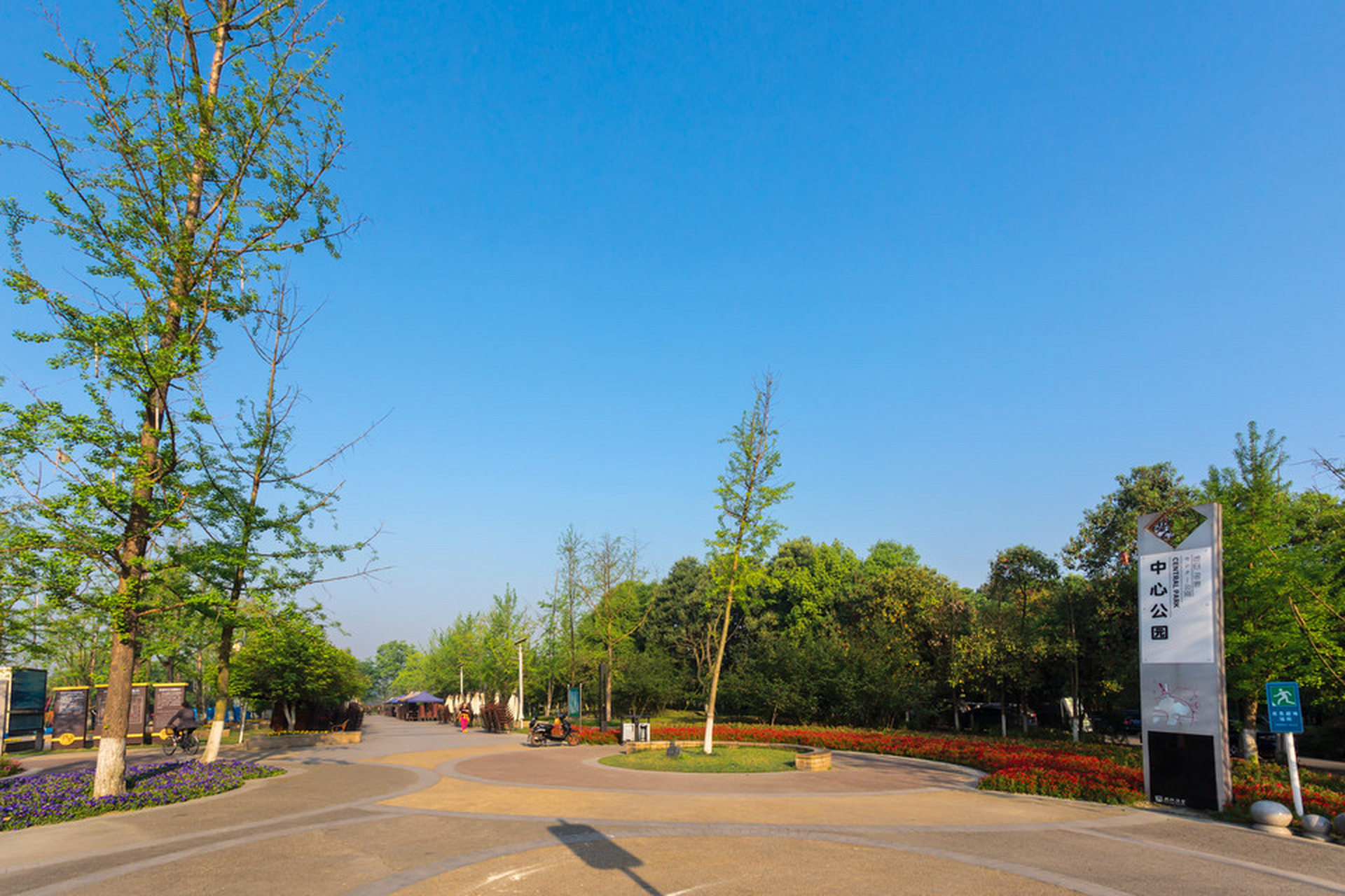 雙流新城公園在景色上其實並沒有太多出彩之地,甚至可能還不如成都