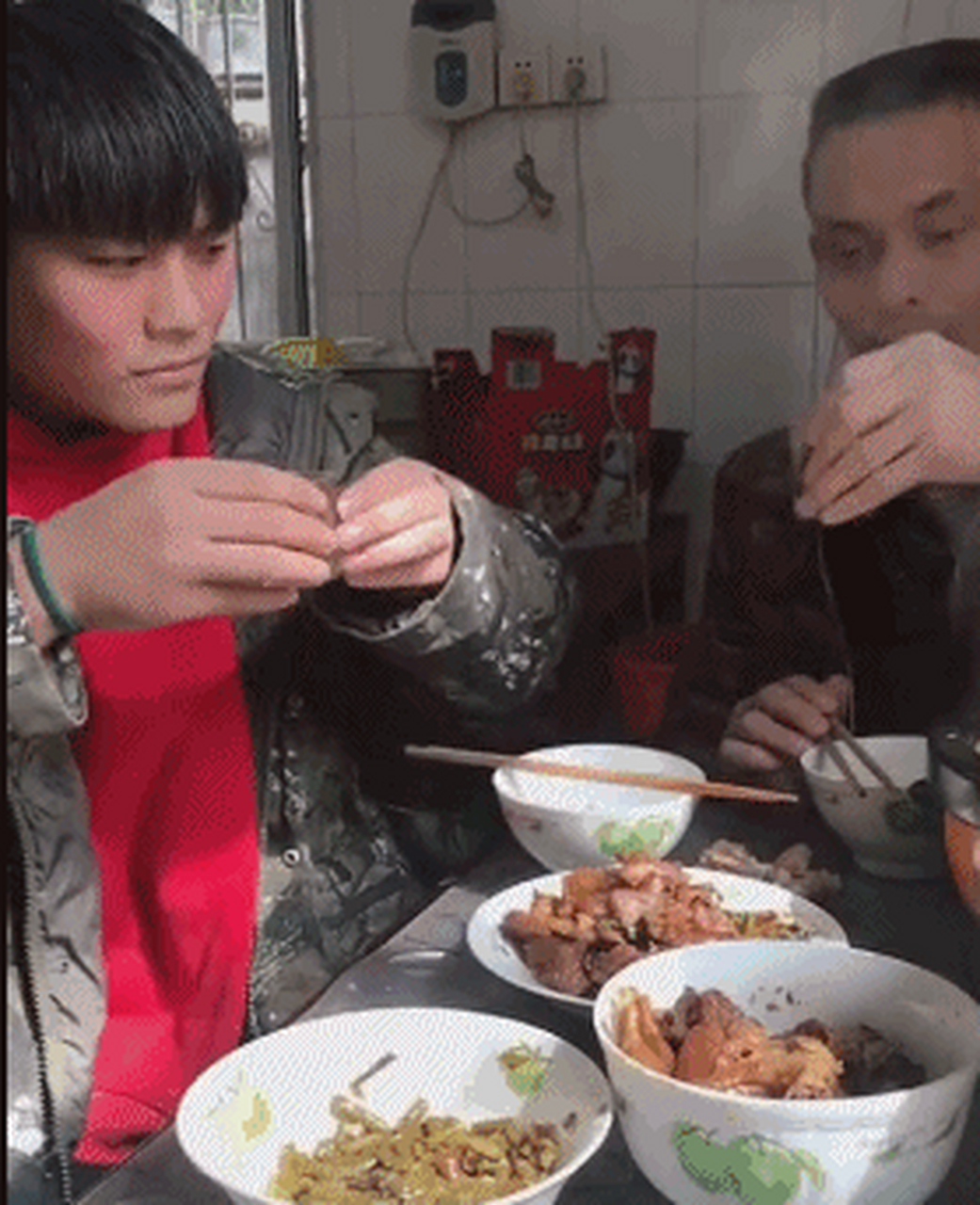 qq空间早期搞笑视频=空间早期搞笑视频怎么看