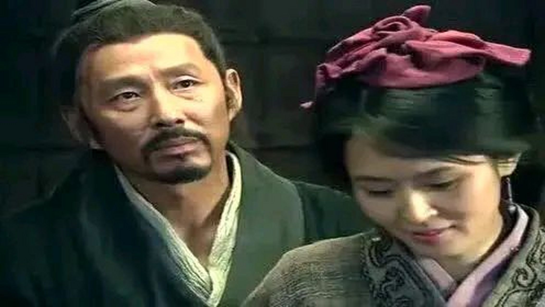 一天深夜,汉王刘邦的女人曹氏,突然胸口极度疼痛,一下子从床上翻滚