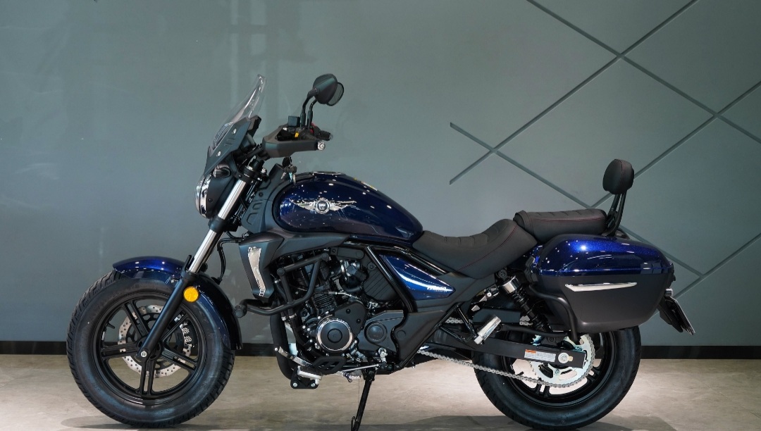 本田cm300,豪爵tr300,骁胜gv300s,如何去选?