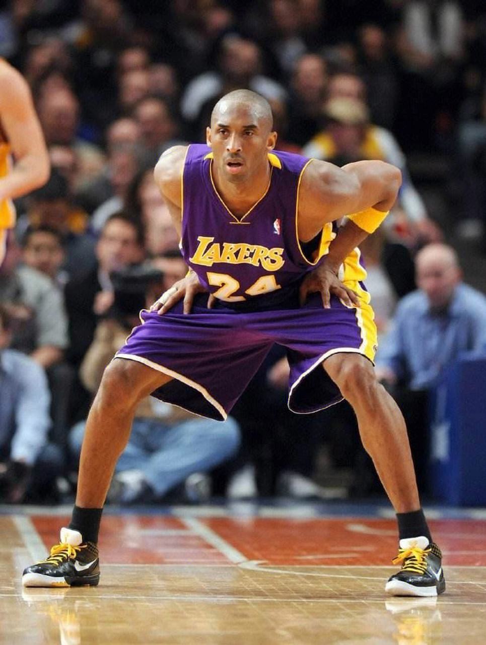 詹姆斯,韦德,保罗,安东尼,加索尔等nba众球星更新社媒怀念科比