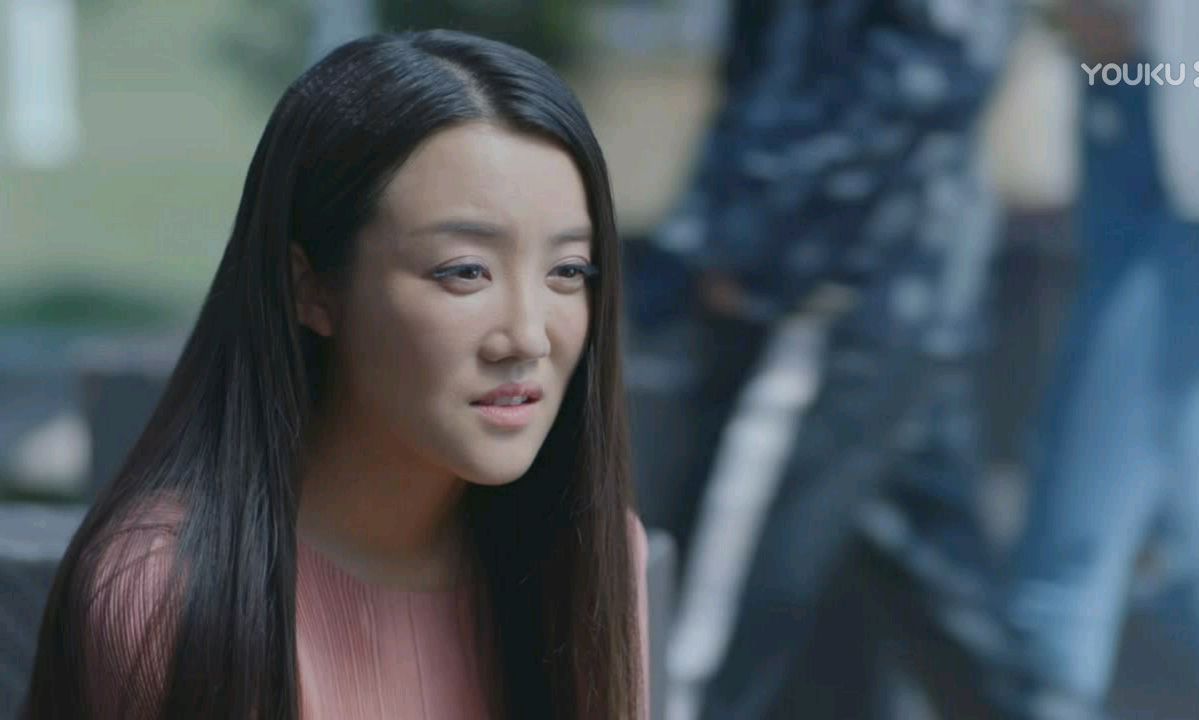 《爱我就别想太多》夏可可嘴上说不介意,身体却很诚实地骗了老李