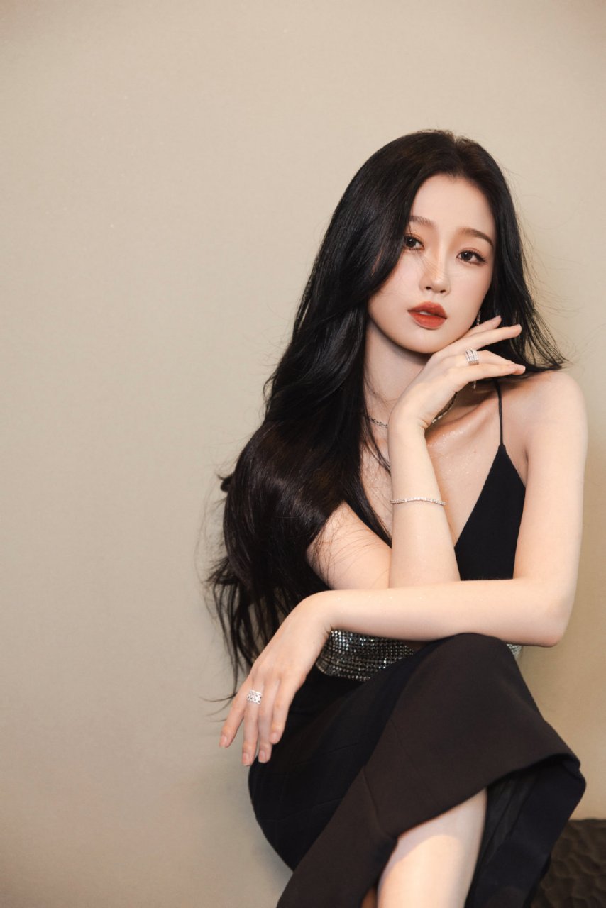 虞书欣高清壁纸头像(十二)[比心]