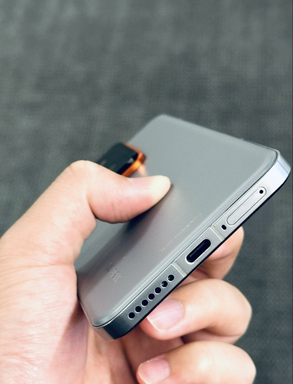 小米14pro ,钛金属特别版,终于可以发了,用了一段时间.