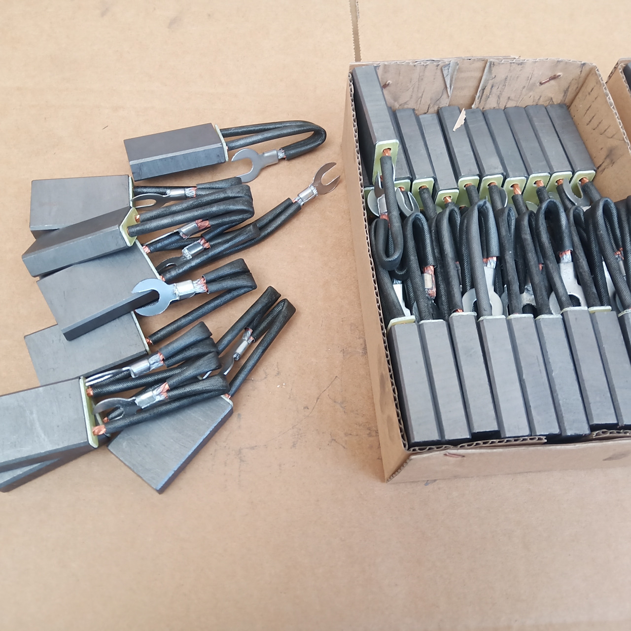 电机碳刷   电刷    高铜石墨碳刷