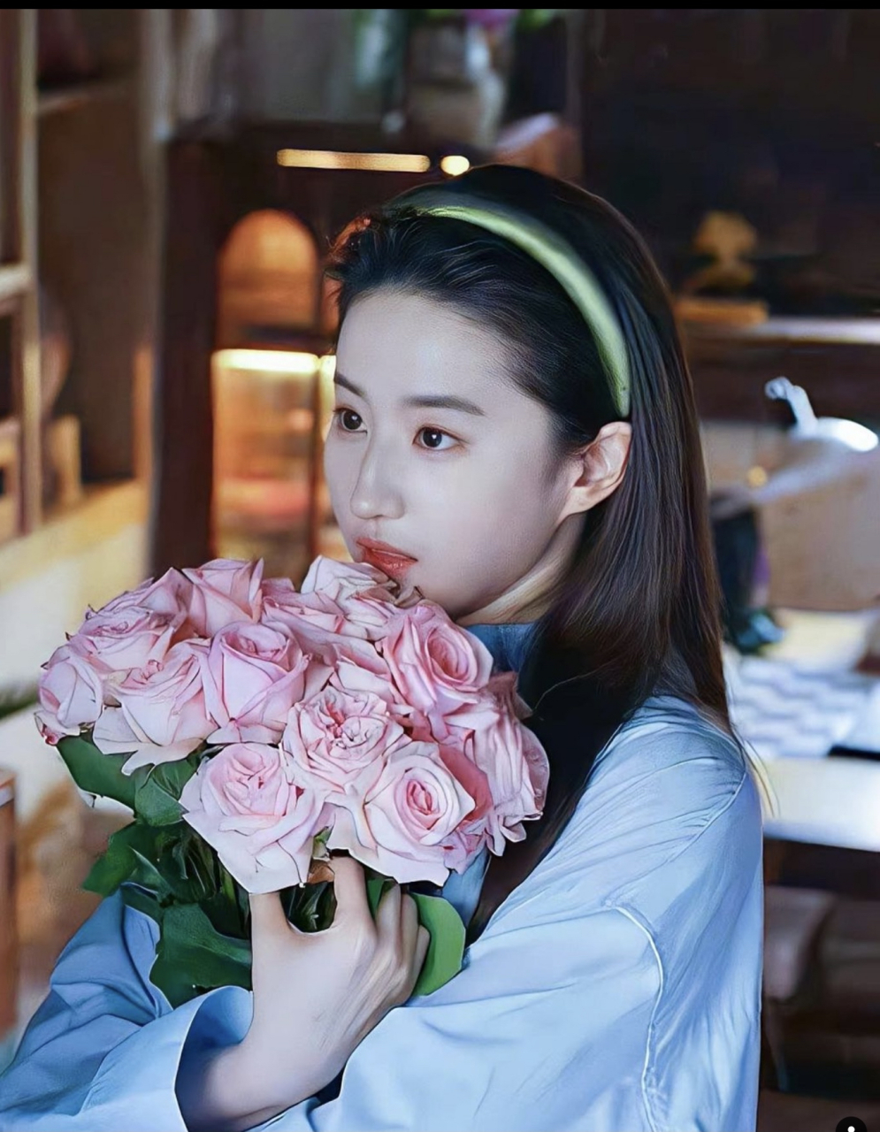 神仙姐姐刘亦菲活得好通透!采访回答热议:不能在乎别人的想法!