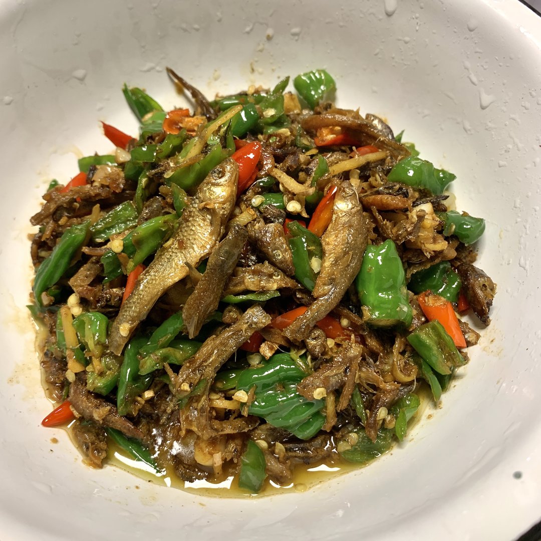 家常菜系列之香辣小鱼仔,特别好吃