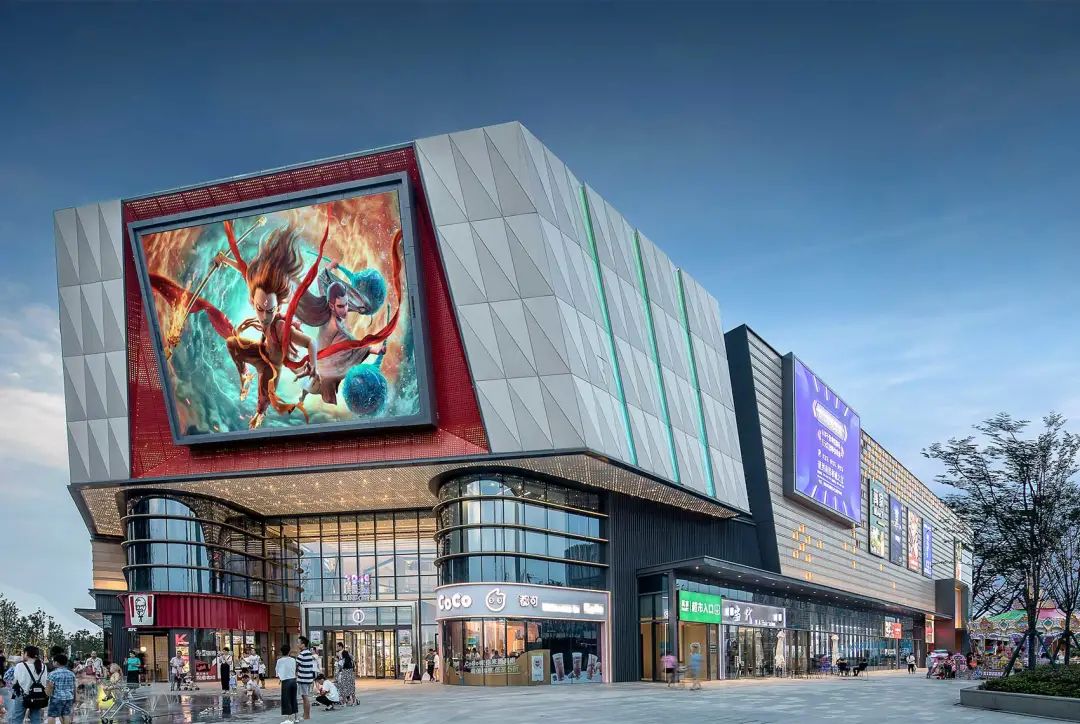 南昌万科最大最没人的商场·天空之城2049,40多根结构柱爆裂