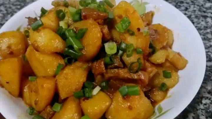 那些菜才是好吃的家常下菜饭?推荐红烧肉和麻婆豆腐