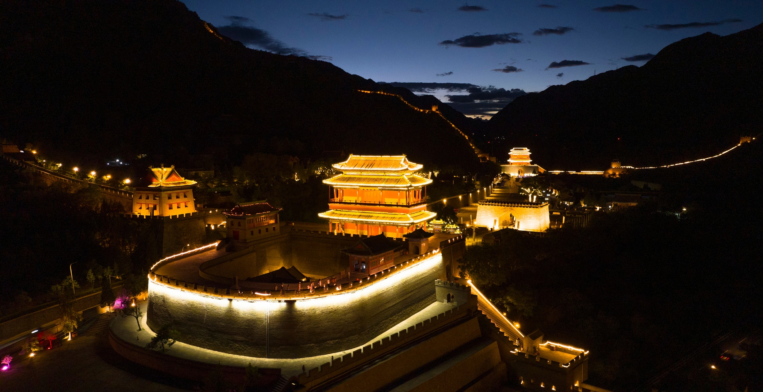 北京昌平居庸关长城夜景,长城夜色光影