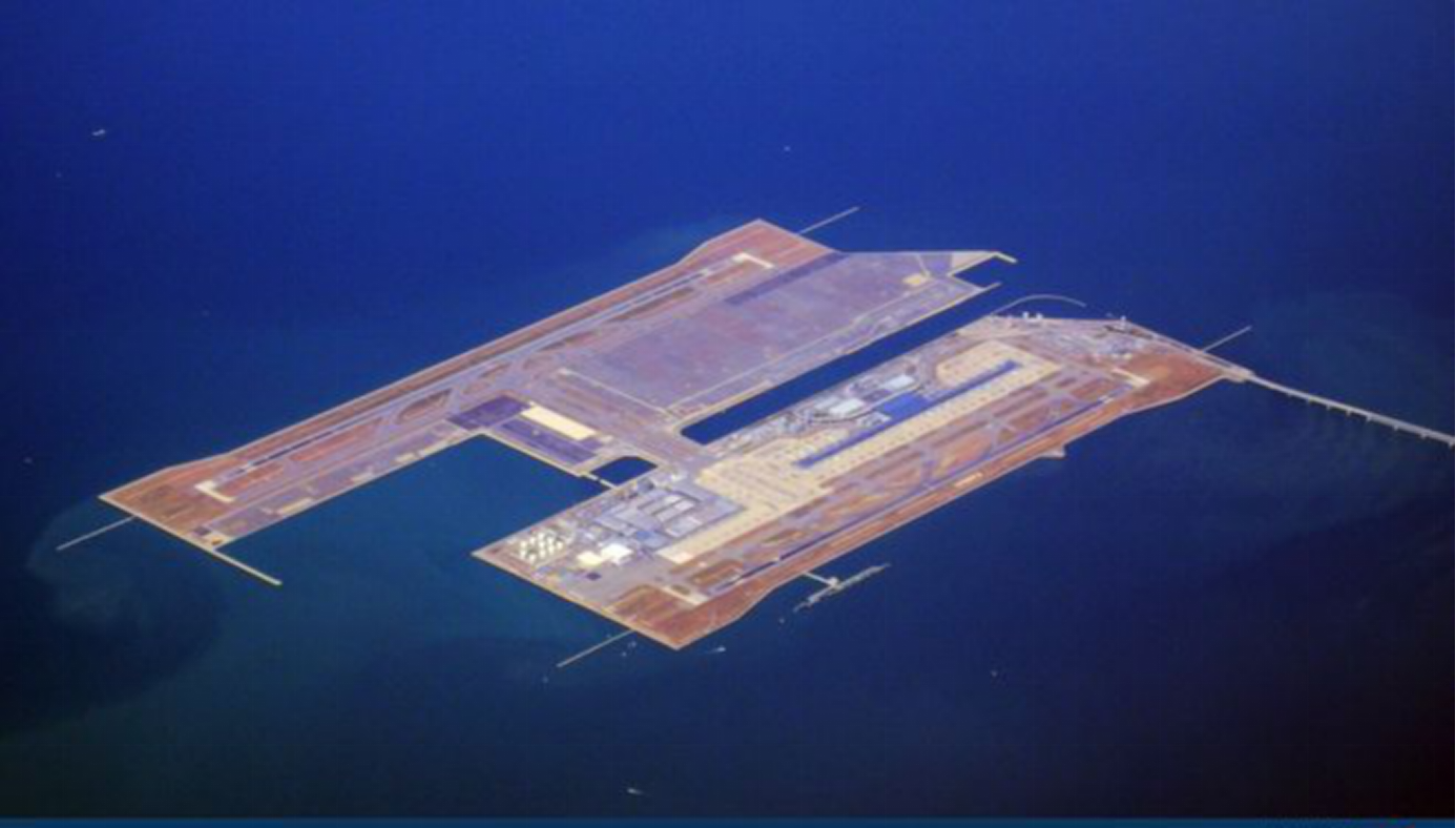 咱们聊聊海上机场吧