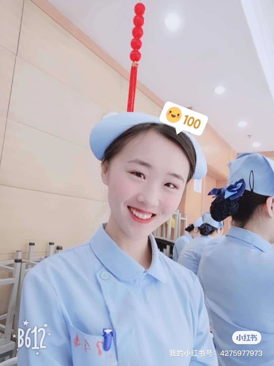 女孩靠自己就职医院唤本有一寸堂仇文杰老师学生