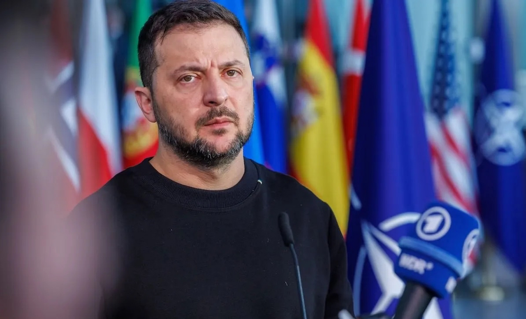 斯基在11月17日签署了一项法律,将地方预算中的960亿格里夫纳(约合26