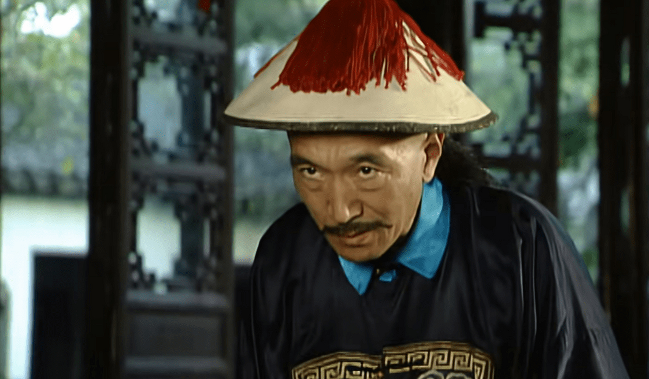 电视剧《宰相刘罗锅》里,"刘罗锅"刘墉被望塑造成一个其貌不扬,身材