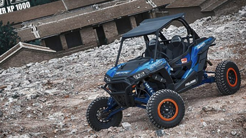 北极星剃刀900运动版,全能越野四轮摩托车的攻坚,售价仅21 w