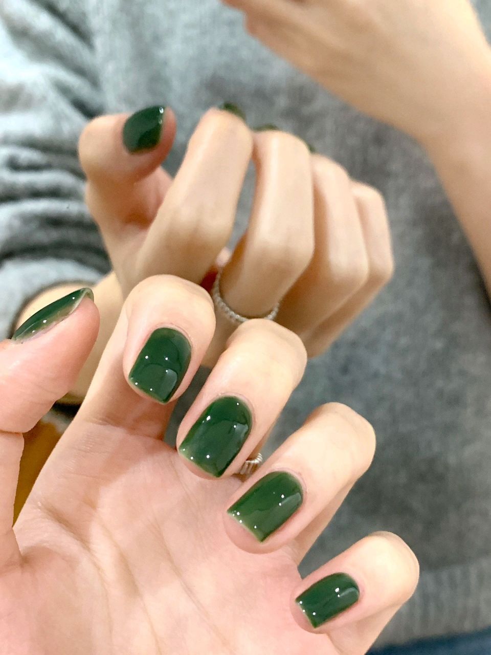 冰透翡翠95清透果冻感海藻绿美甲 这一抹翡翠绿好特别!