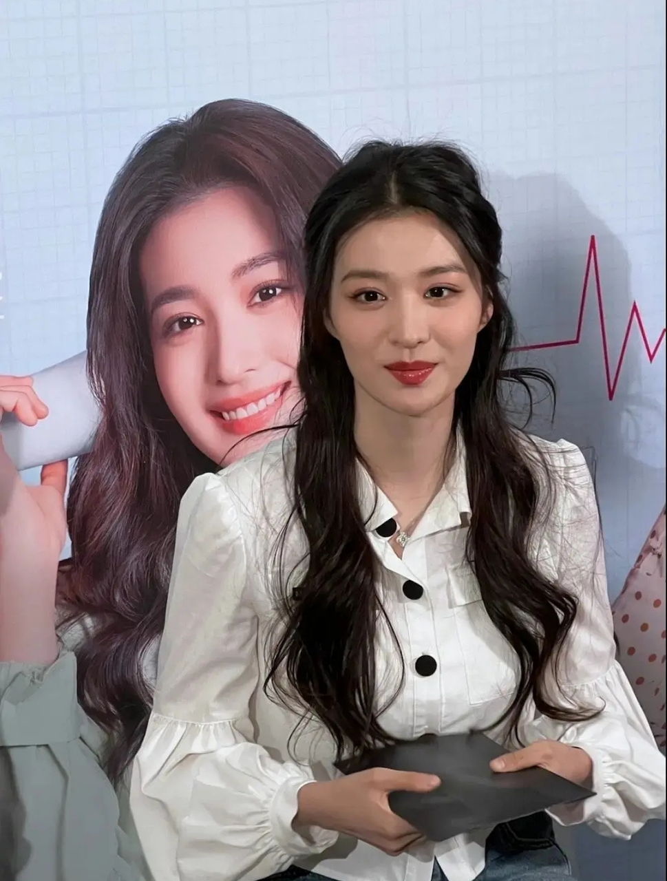 女明星王楚然活动生图.
